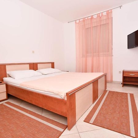 Apartment Jaspis Биоград-на-Мору Экстерьер фото