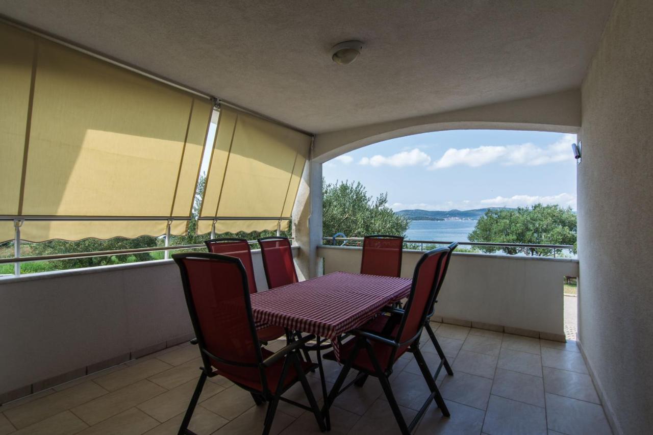 Apartment Jaspis Биоград-на-Мору Экстерьер фото